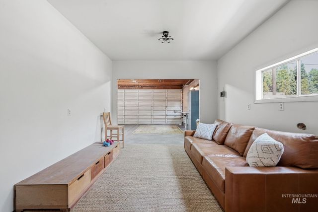 2301 N 19th, Boise, ID 83702