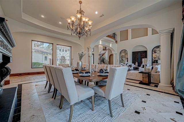 3 Congressional Circle, Spring, TX 77389