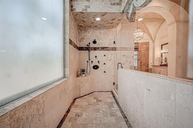 3 Congressional Circle, Spring, TX 77389