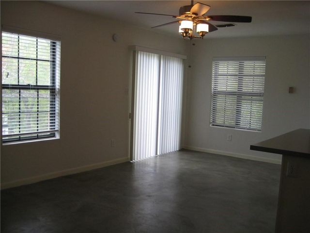 1013 W W 23rd ST 105, Austin, TX 78705