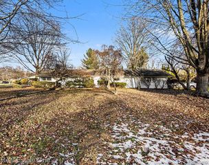 7251 Cottonwood Knoll, West Bloomfield, MI 48322