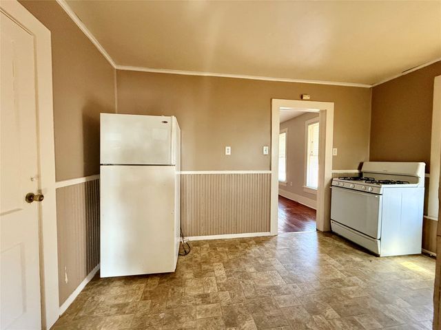 3100 Avenue G 200, Fort Worth, TX 76105