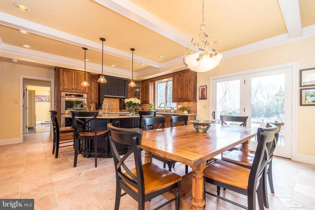 1710 THORNBURY LN, Maple Glen, PA 19002