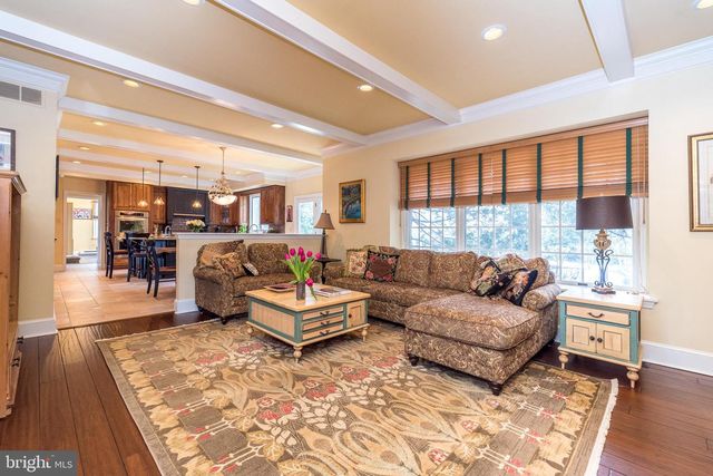 1710 THORNBURY LN, Maple Glen, PA 19002