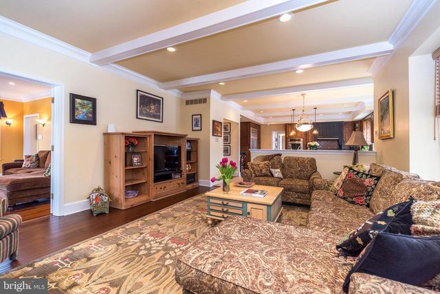 1710 THORNBURY LN, Maple Glen, PA 19002