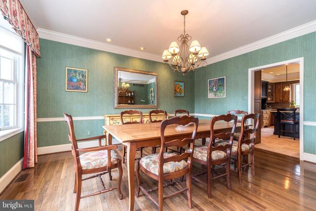 1710 THORNBURY LN, Maple Glen, PA 19002