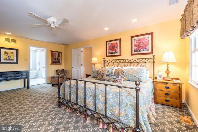 1710 THORNBURY LN, Maple Glen, PA 19002