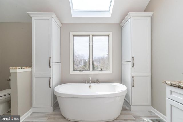 1710 THORNBURY LN, Maple Glen, PA 19002