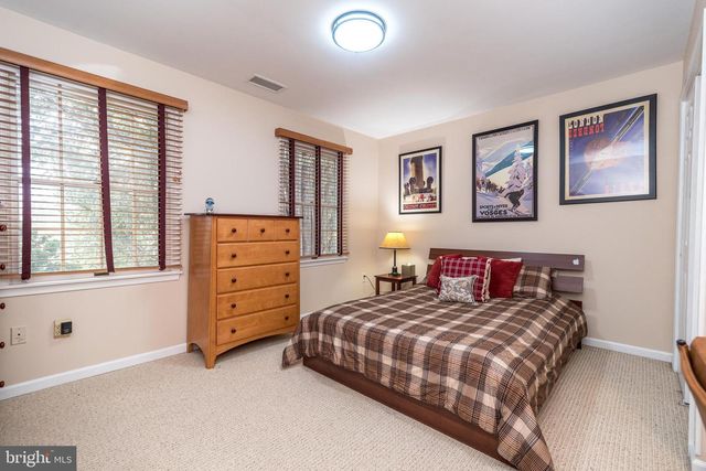 1710 THORNBURY LN, Maple Glen, PA 19002