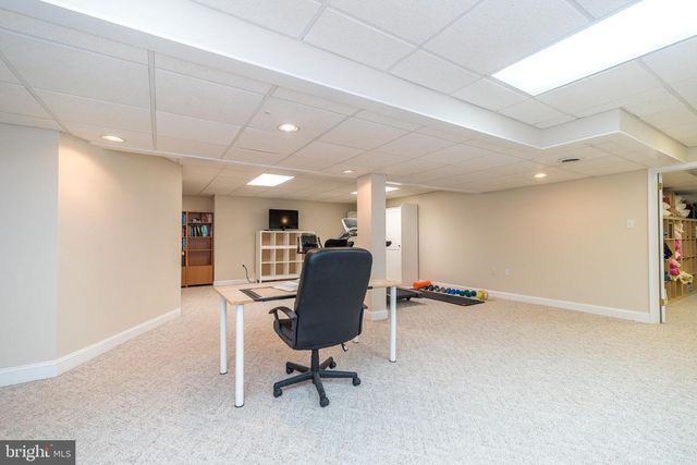 1710 THORNBURY LN, Maple Glen, PA 19002