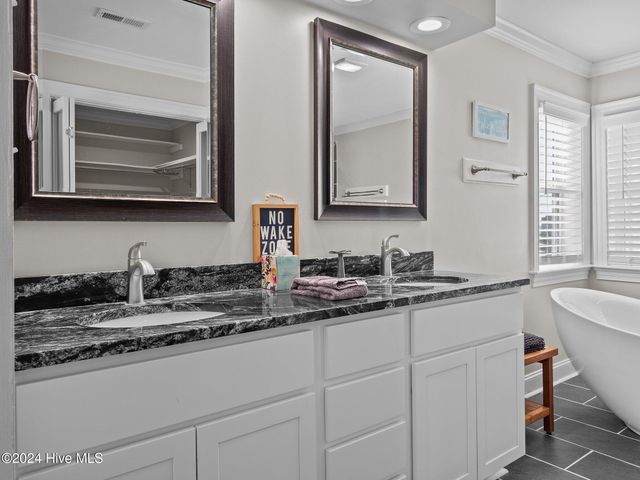 2610 Emerald Drive, Emerald Isle, NC 28594