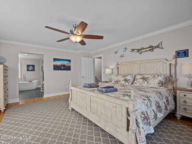 2610 Emerald Drive, Emerald Isle, NC 28594