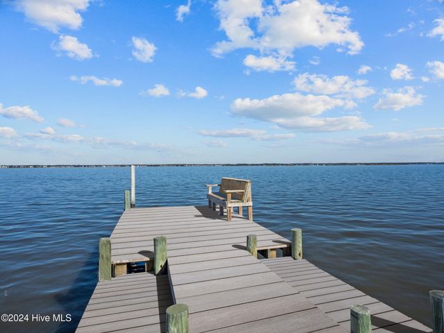 2610 Emerald Drive, Emerald Isle, NC 28594