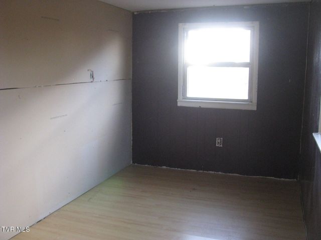 104 North Paperville Road, Bristol, TN 37620