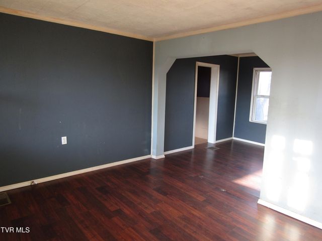 104 North Paperville Road, Bristol, TN 37620