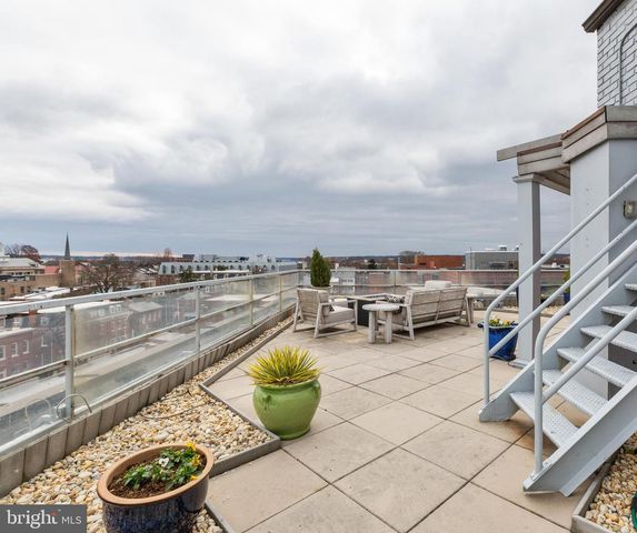 815 KING ST #4C, Alexandria, VA 22314