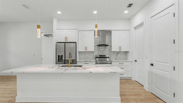 1483 HOLLY HILL ROAD, Davenport, FL 33837