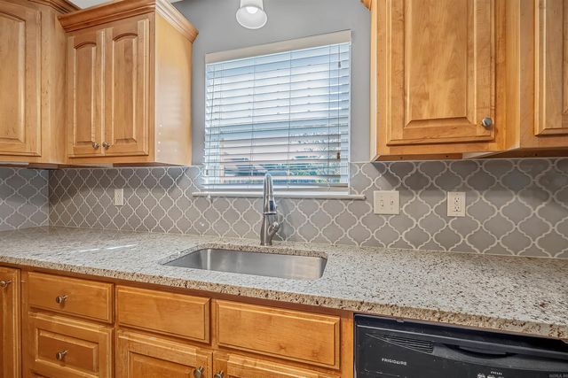 2802 Roset Lane, Bryant, AR 72022