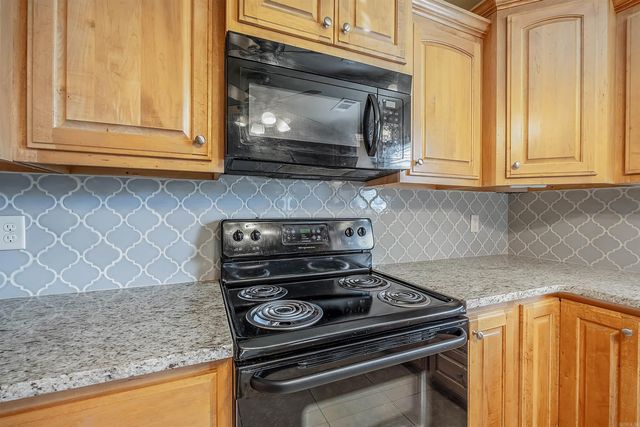2802 Roset Lane, Bryant, AR 72022