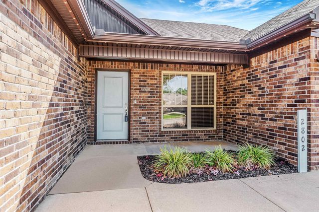 2802 Roset Lane, Bryant, AR 72022