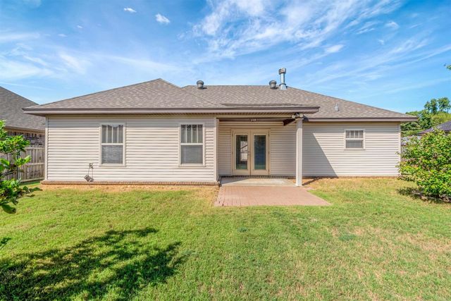 2802 Roset Lane, Bryant, AR 72022