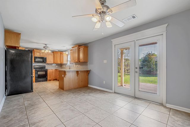 2802 Roset Lane, Bryant, AR 72022