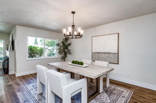 144 E Robinson Avenue, Fresno, CA 93704