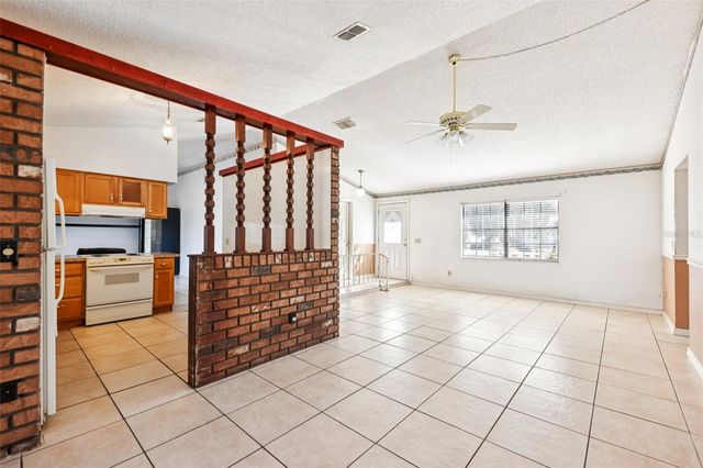 866 MCKENNY AVENUE, Deltona, FL 32725