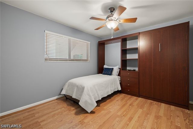 788 Park Shore DR C19, Naples, FL 34103