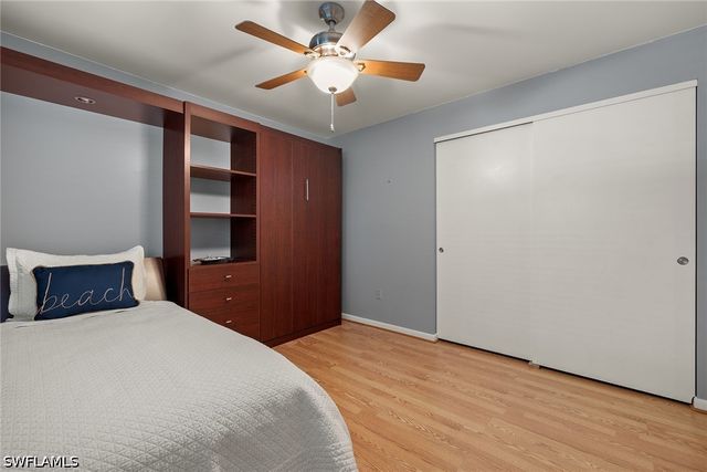 788 Park Shore DR C19, Naples, FL 34103