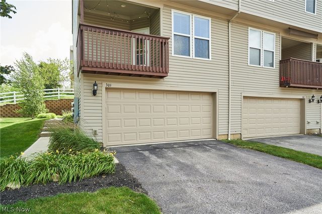 301 Kelsey Drive, Copley, OH 44321