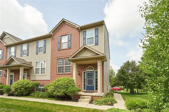 301 Kelsey Drive, Copley, OH 44321