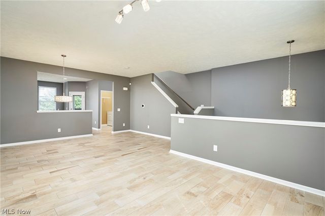 301 Kelsey Drive, Copley, OH 44321