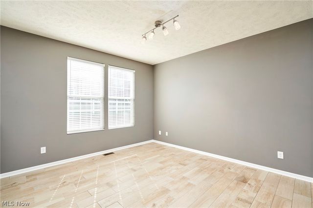 301 Kelsey Drive, Copley, OH 44321