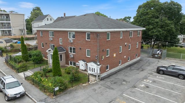 55 Agawam Street, Lowell, MA 01852