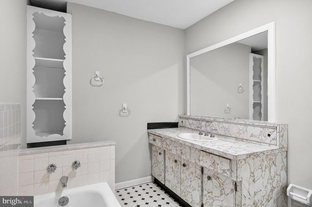 245 GIBBSBORO RD, Clementon, NJ 08021