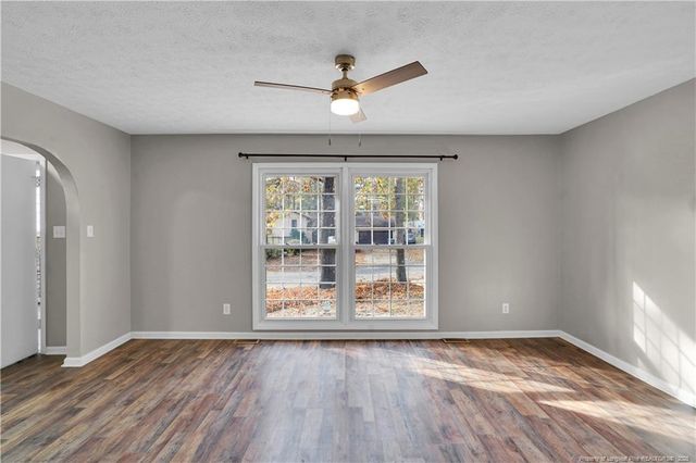 209 Waxhaw Drive, Fayetteville, NC 28314