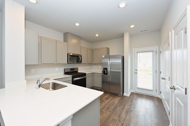 909 Shorttail Ln, Lebanon, TN 37090