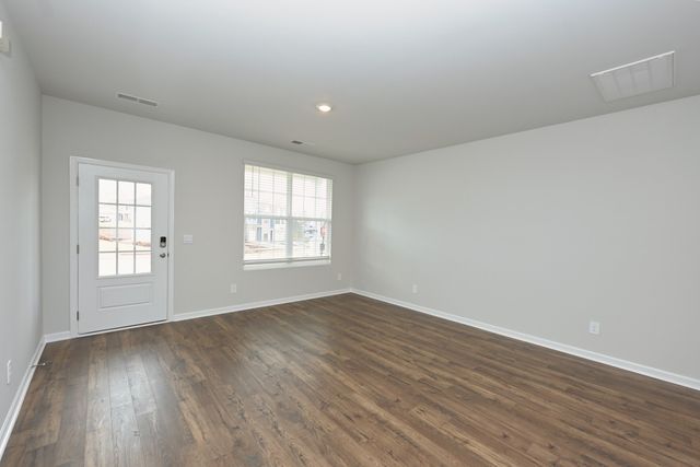 909 Shorttail Ln, Lebanon, TN 37090