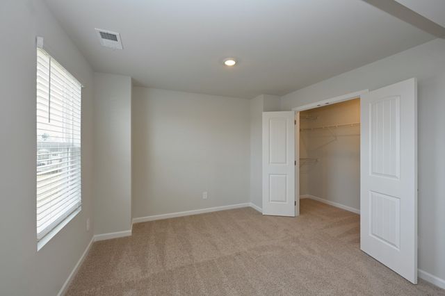 909 Shorttail Ln, Lebanon, TN 37090