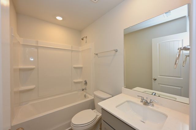 909 Shorttail Ln, Lebanon, TN 37090