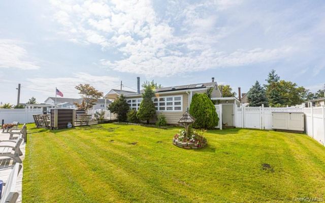 97 Ocean Avenue, Bay Shore, NY 11706