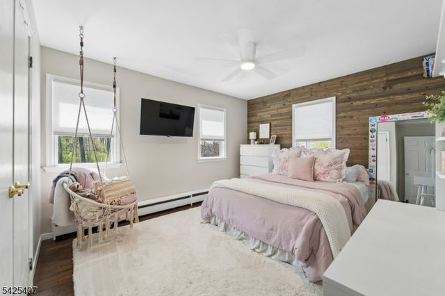 108 Beacon Hill Rd, Washington Twp., NJ 07830