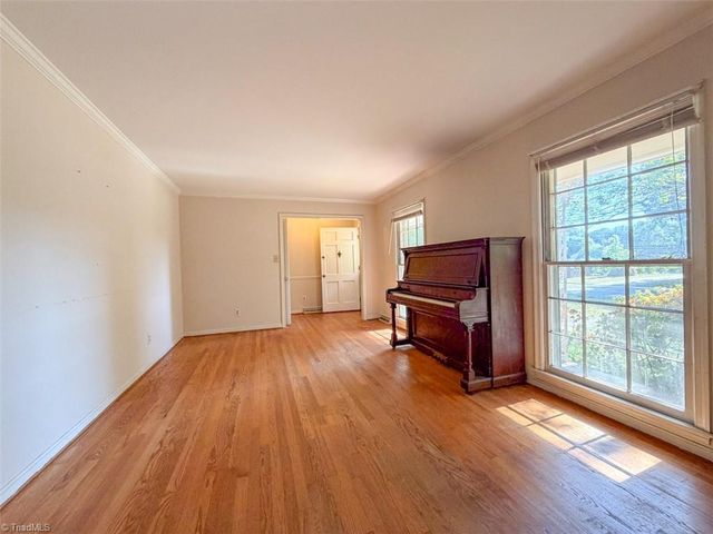 1303 Briarcliff Road, Burlington, NC 27215