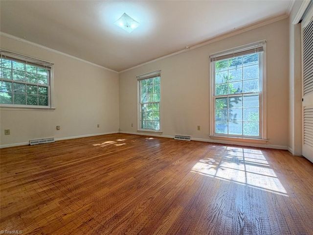 1303 Briarcliff Road, Burlington, NC 27215