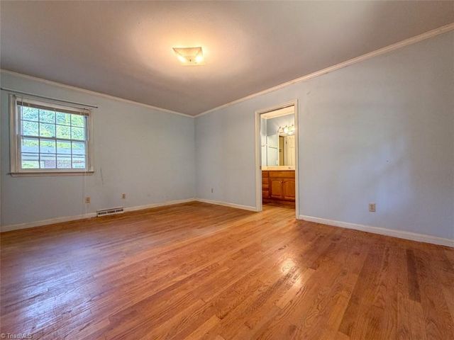 1303 Briarcliff Road, Burlington, NC 27215