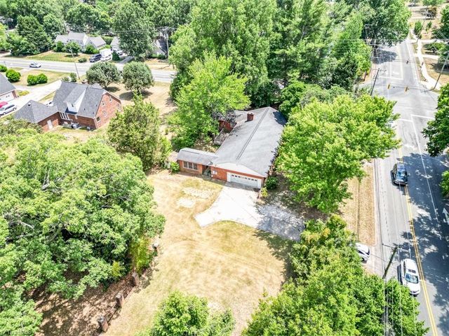 1303 Briarcliff Road, Burlington, NC 27215