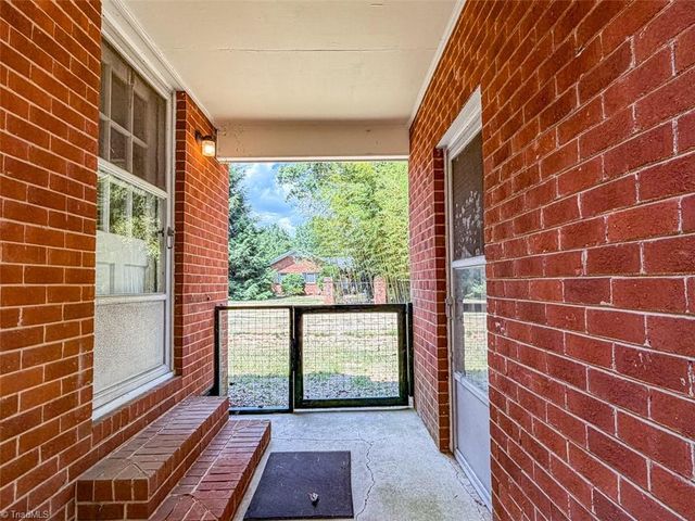 1303 Briarcliff Road, Burlington, NC 27215
