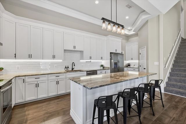 245 Autumn Wood Trail, Gun Barrel City, TX 75156