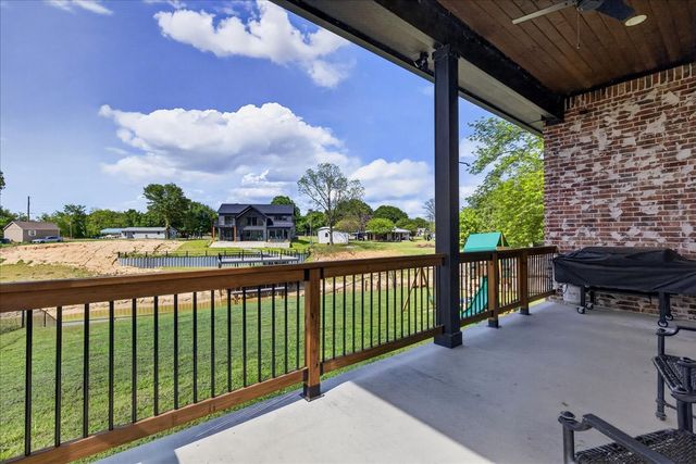 245 Autumn Wood Trail, Gun Barrel City, TX 75156